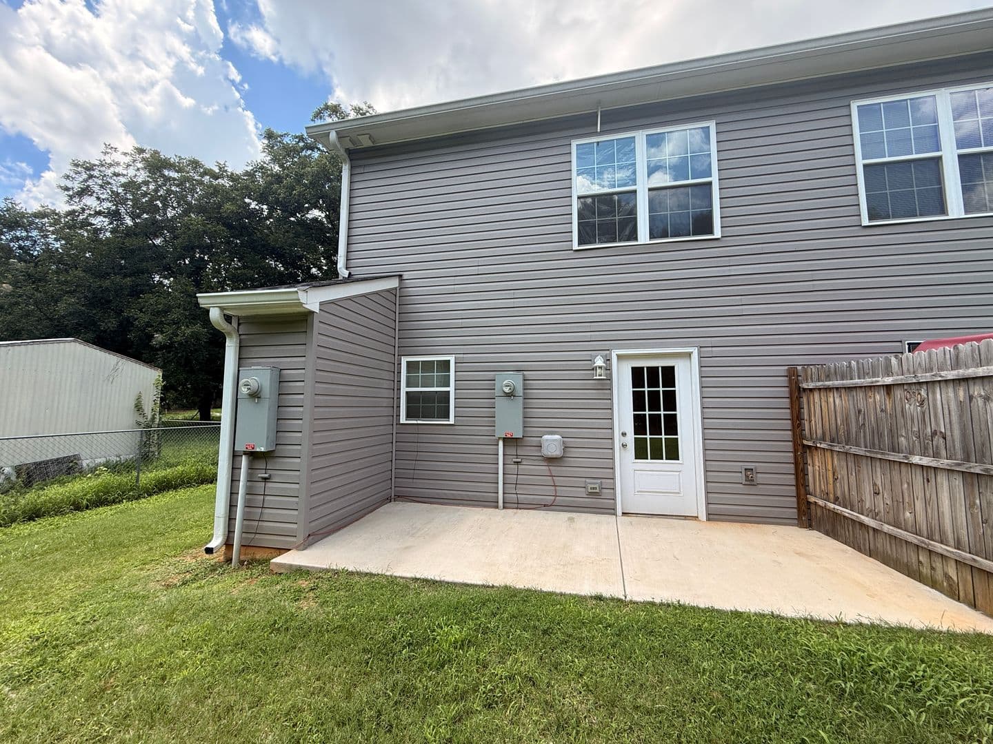 1207 Davis ST, Unit 4 — photo 2