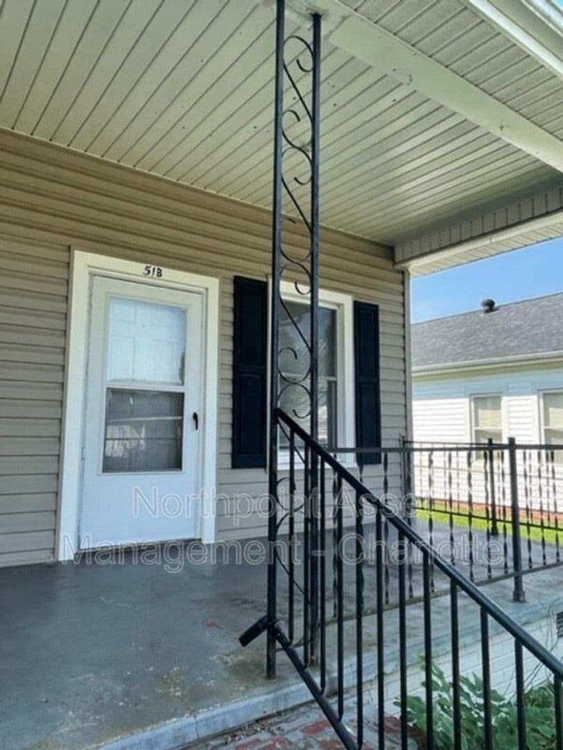 51 Rex Ave Unit A — photo 2