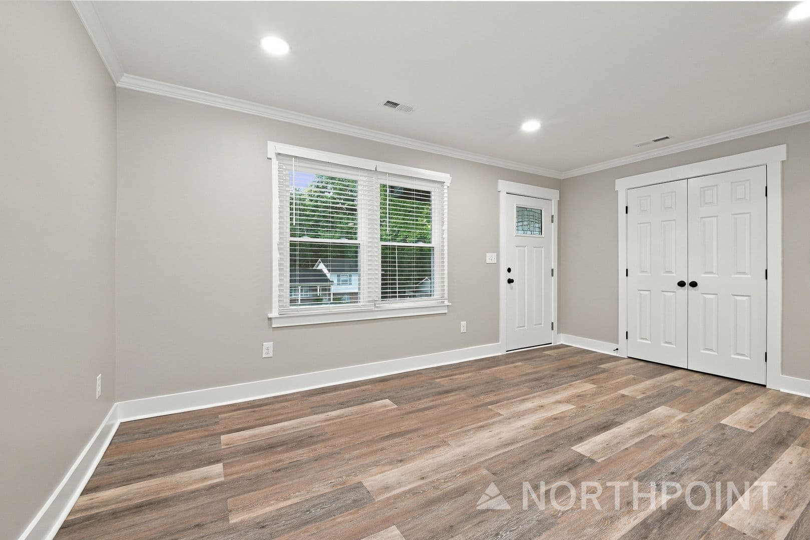 7124 Sherbourne Dr — photo 3