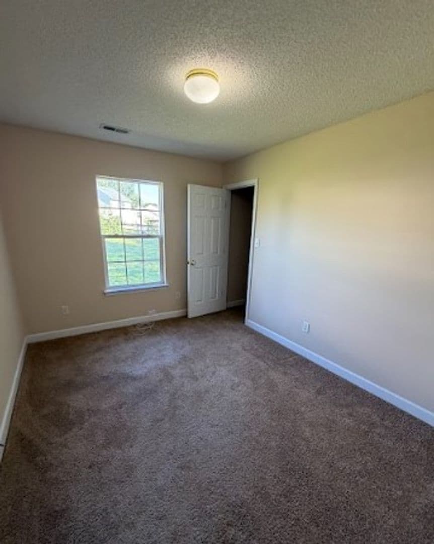 2420 Damascus Dr — photo 10