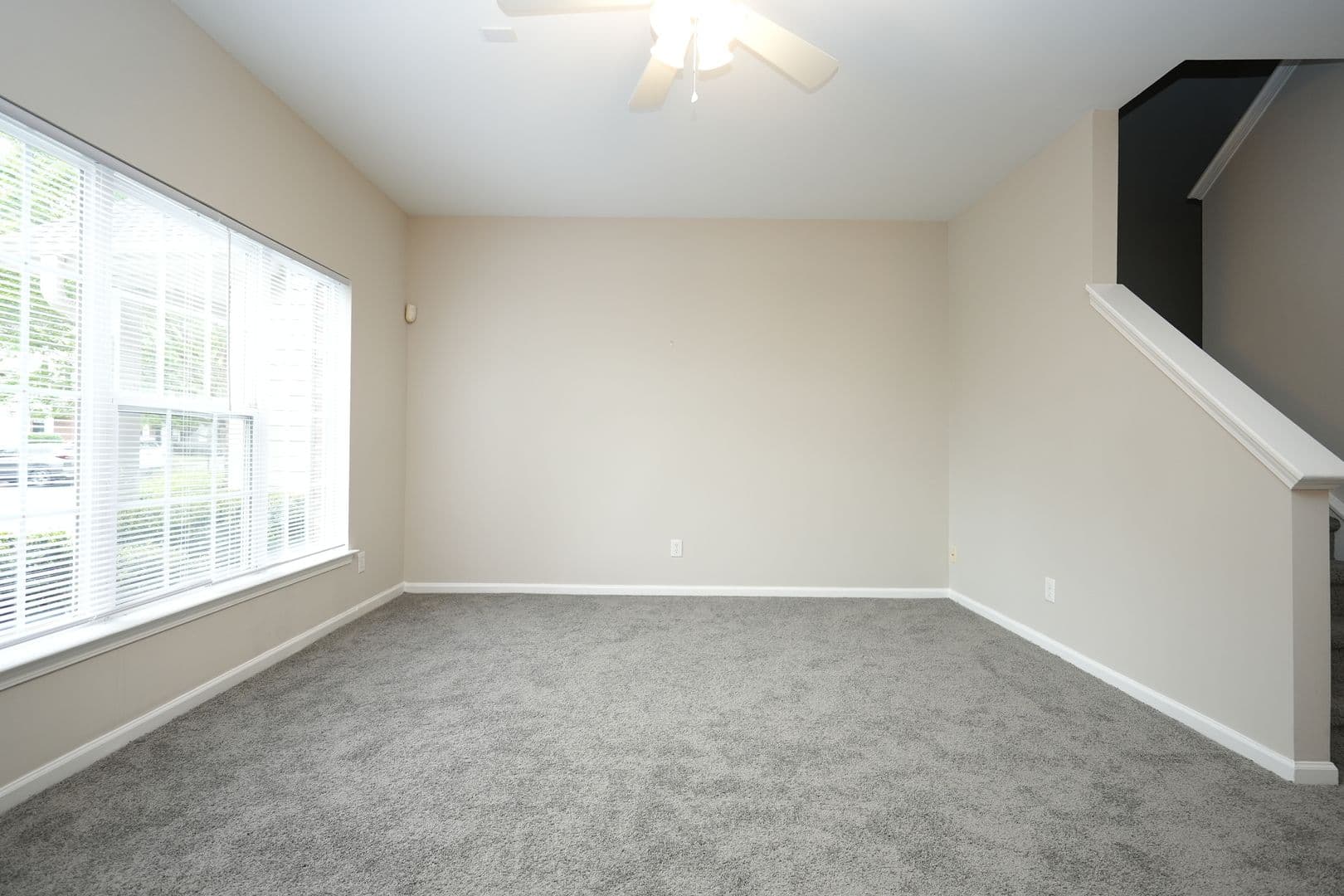 8065 Stoneham Ct — photo 6