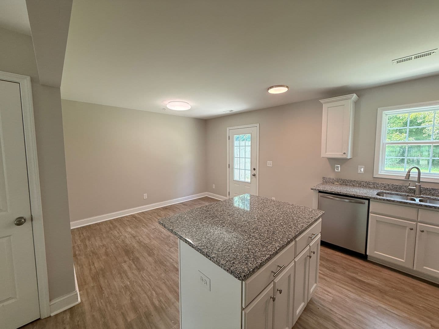 1207 Davis ST, Unit 4 — photo 7