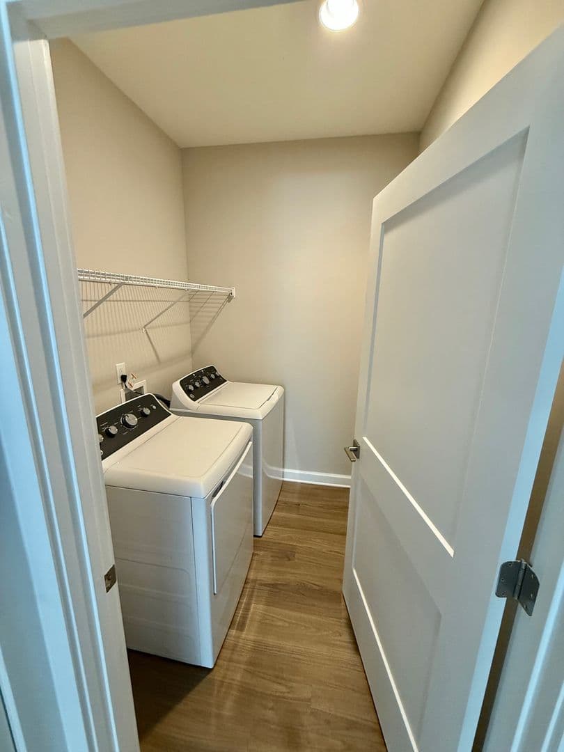 8012 Joy Crossing Lane — photo 13