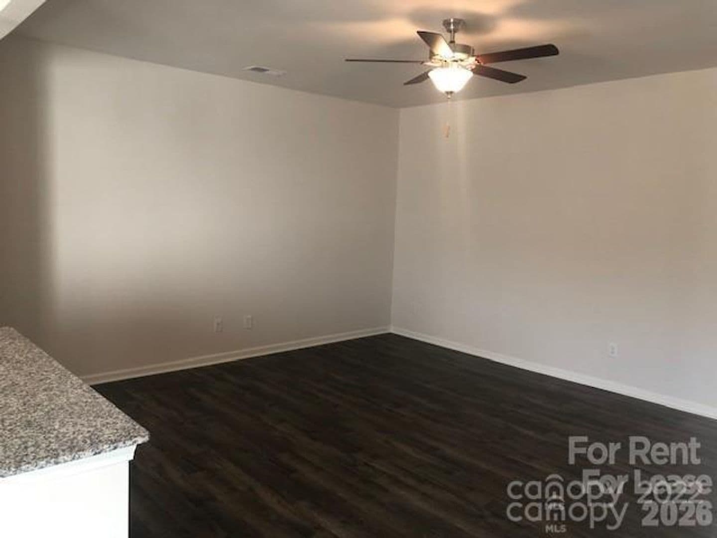 8171 Sheffield Dr - Photo 2