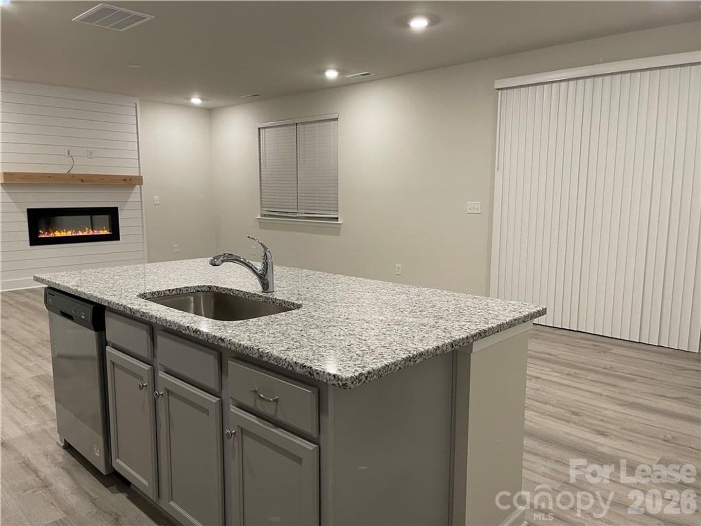1015 Maylen Trace - Photo 3