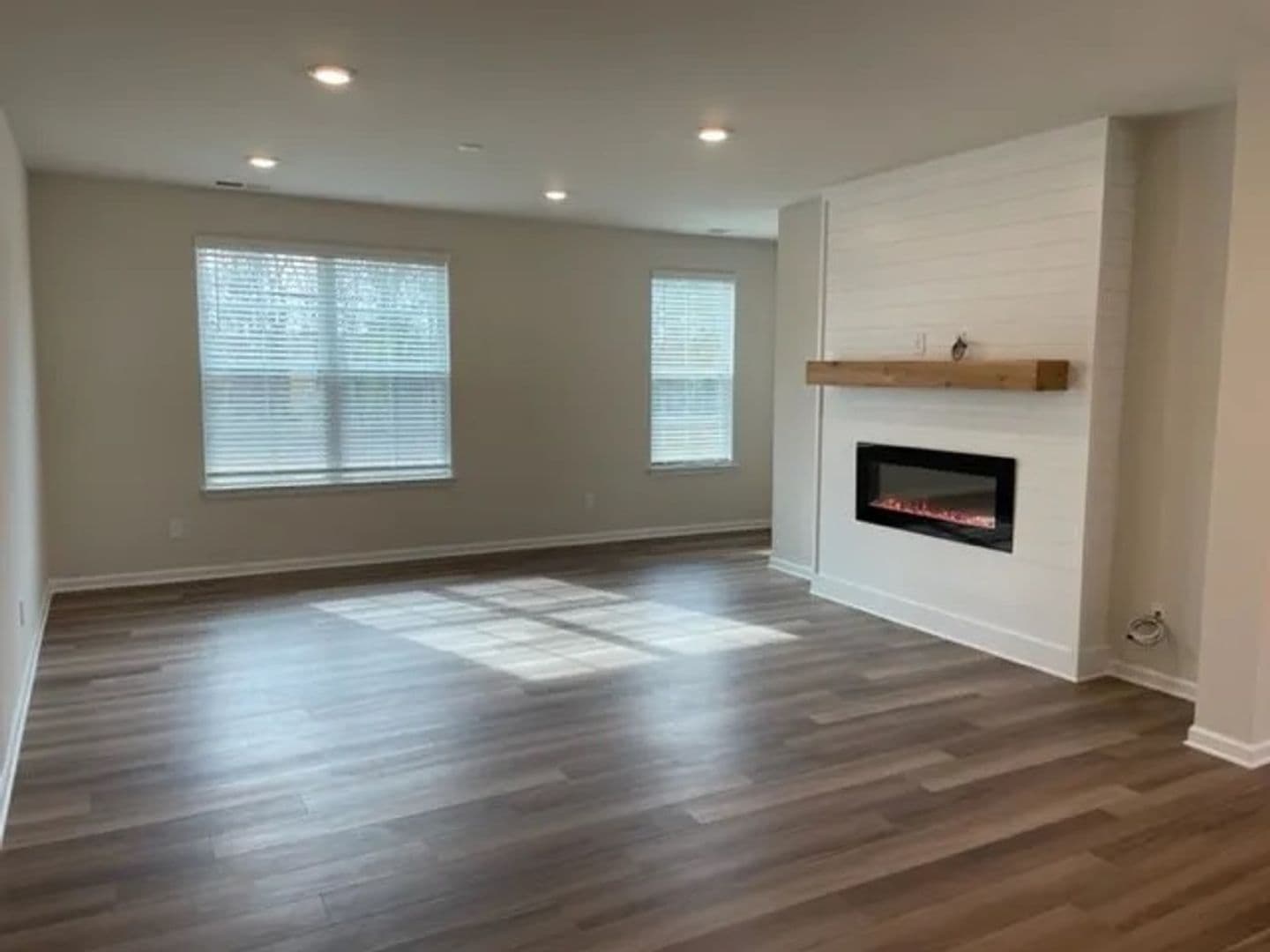 11059 Lawyers Rd - Photo 2