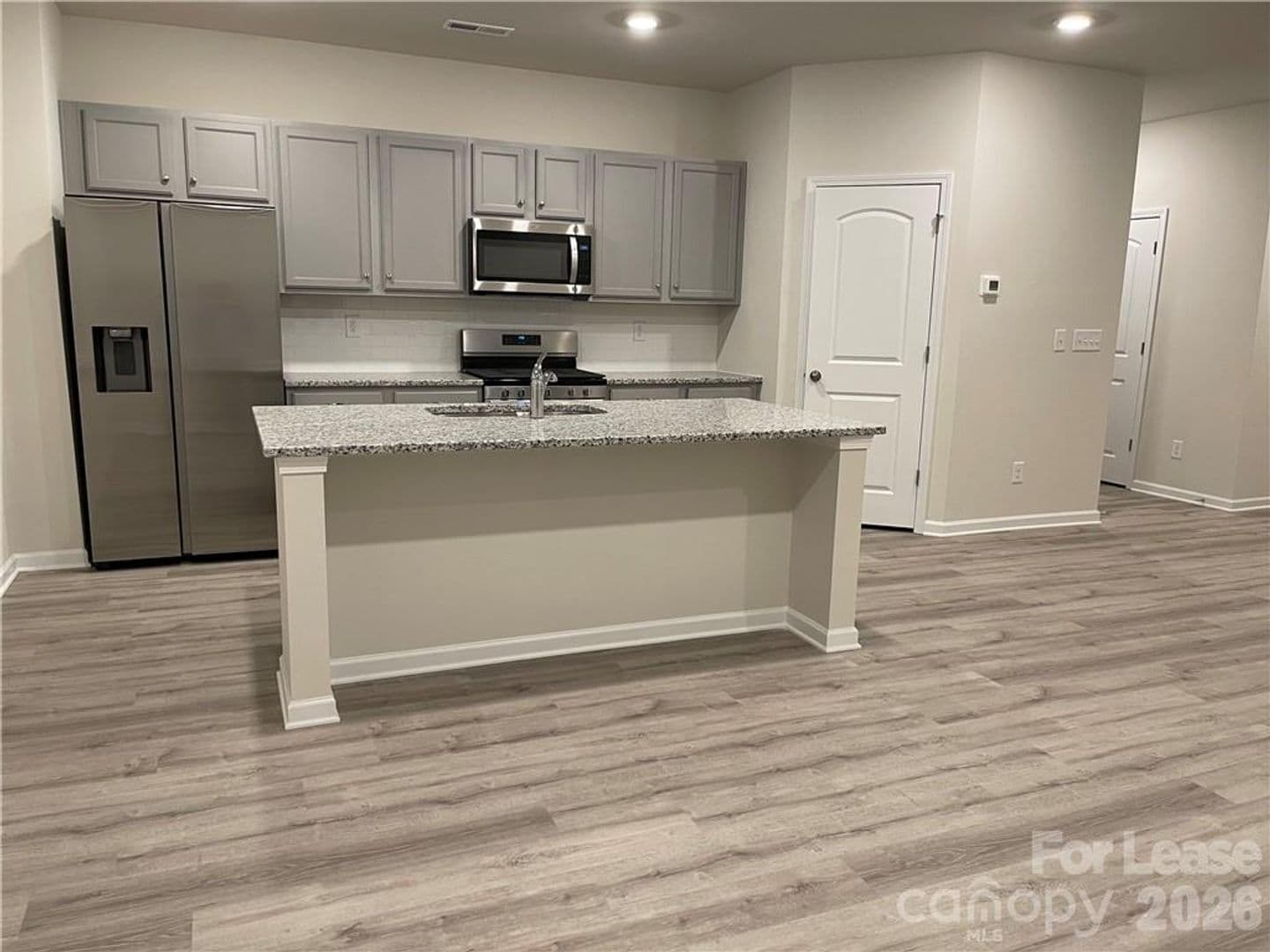 1015 Maylen Trace - Photo 2