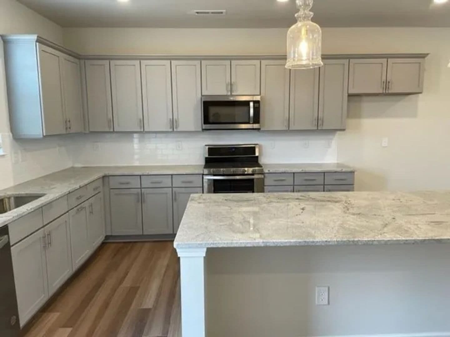 11059 Lawyers Rd - Photo 5