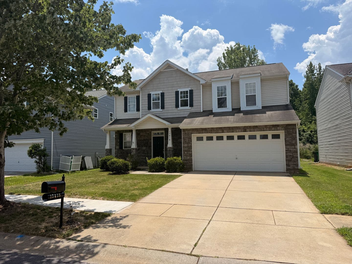 17418 Westmill Ln - Photo 1