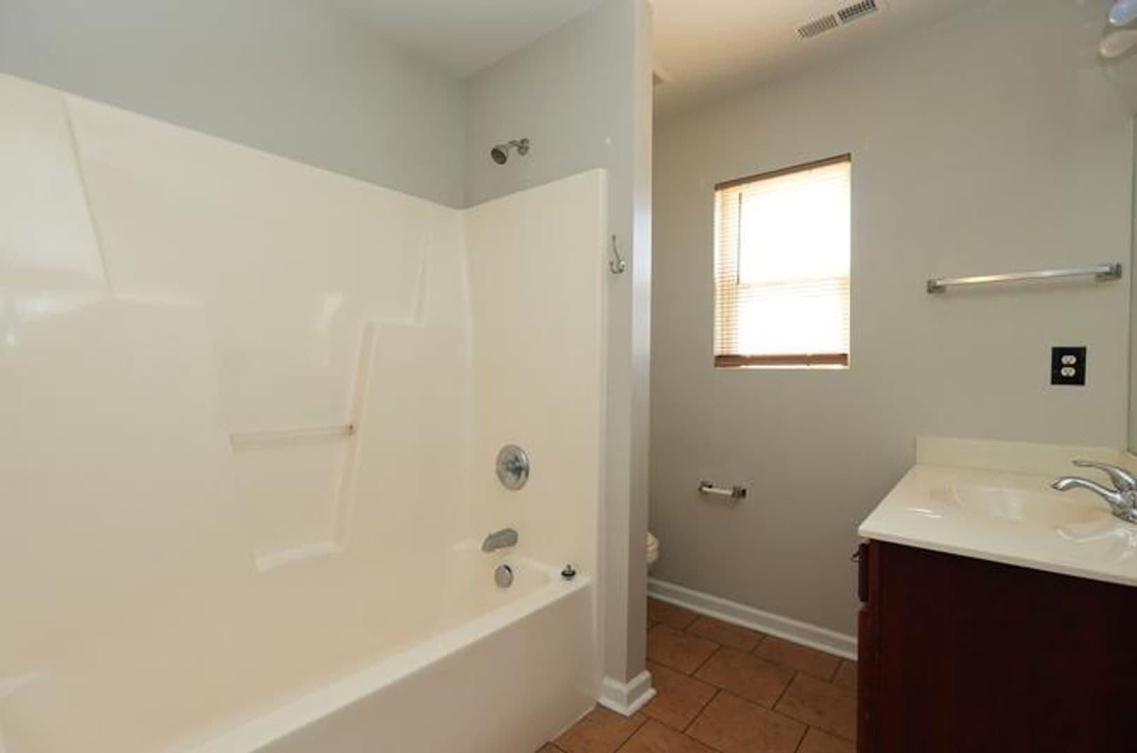 18007 Lynn Ln - Photo 4