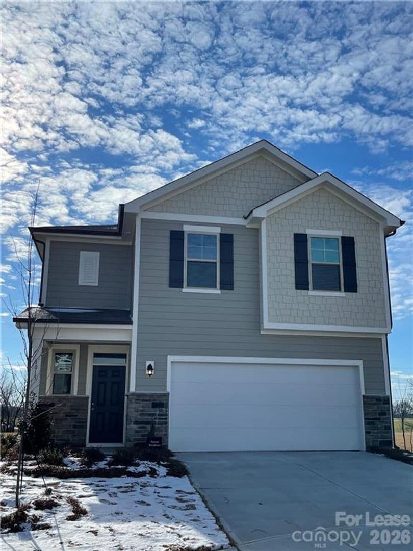 1015 Maylen Trace - Photo 1