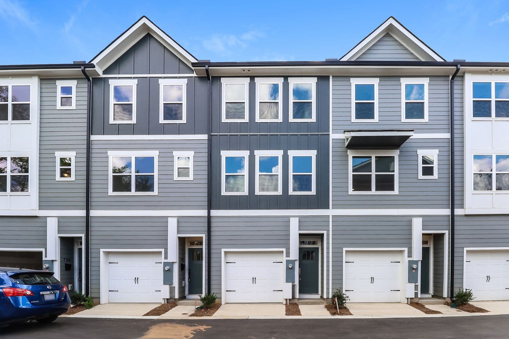 724 Drakeford Ct