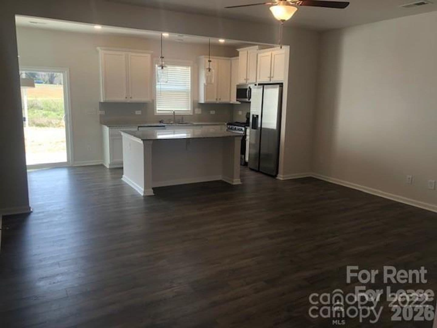 8171 Sheffield Dr - Photo 3