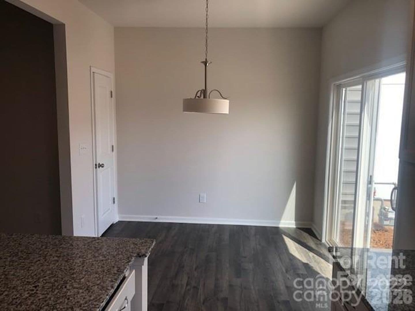 8171 Sheffield Dr - Photo 5