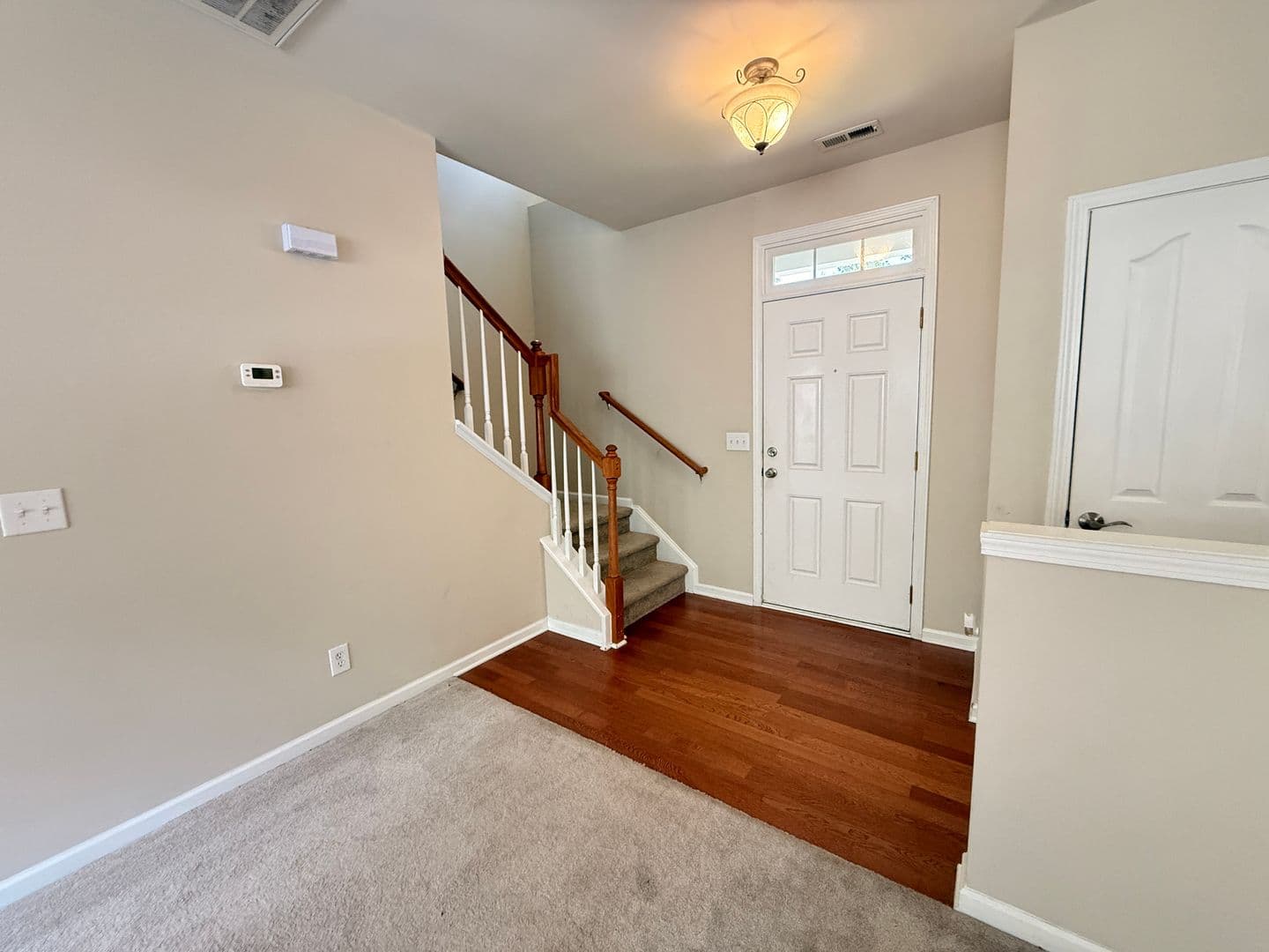 17418 Westmill Ln - Photo 3