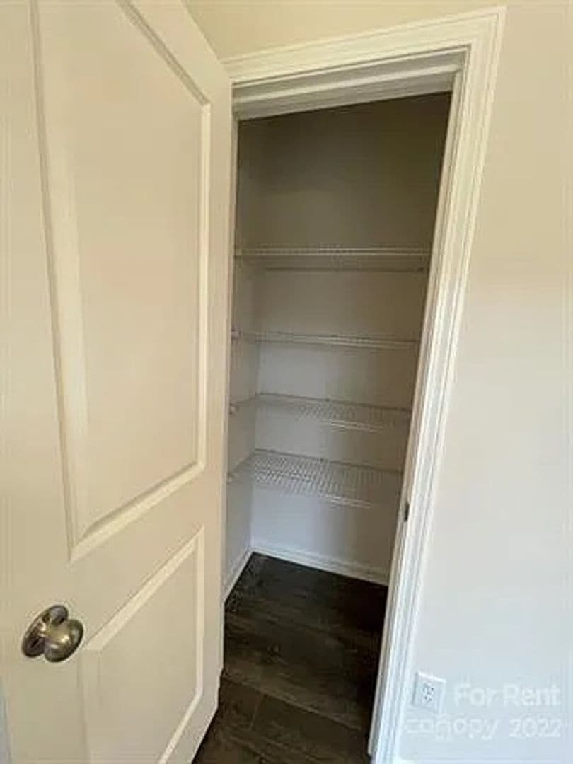 3752 Yorkshire Pl - Photo 4