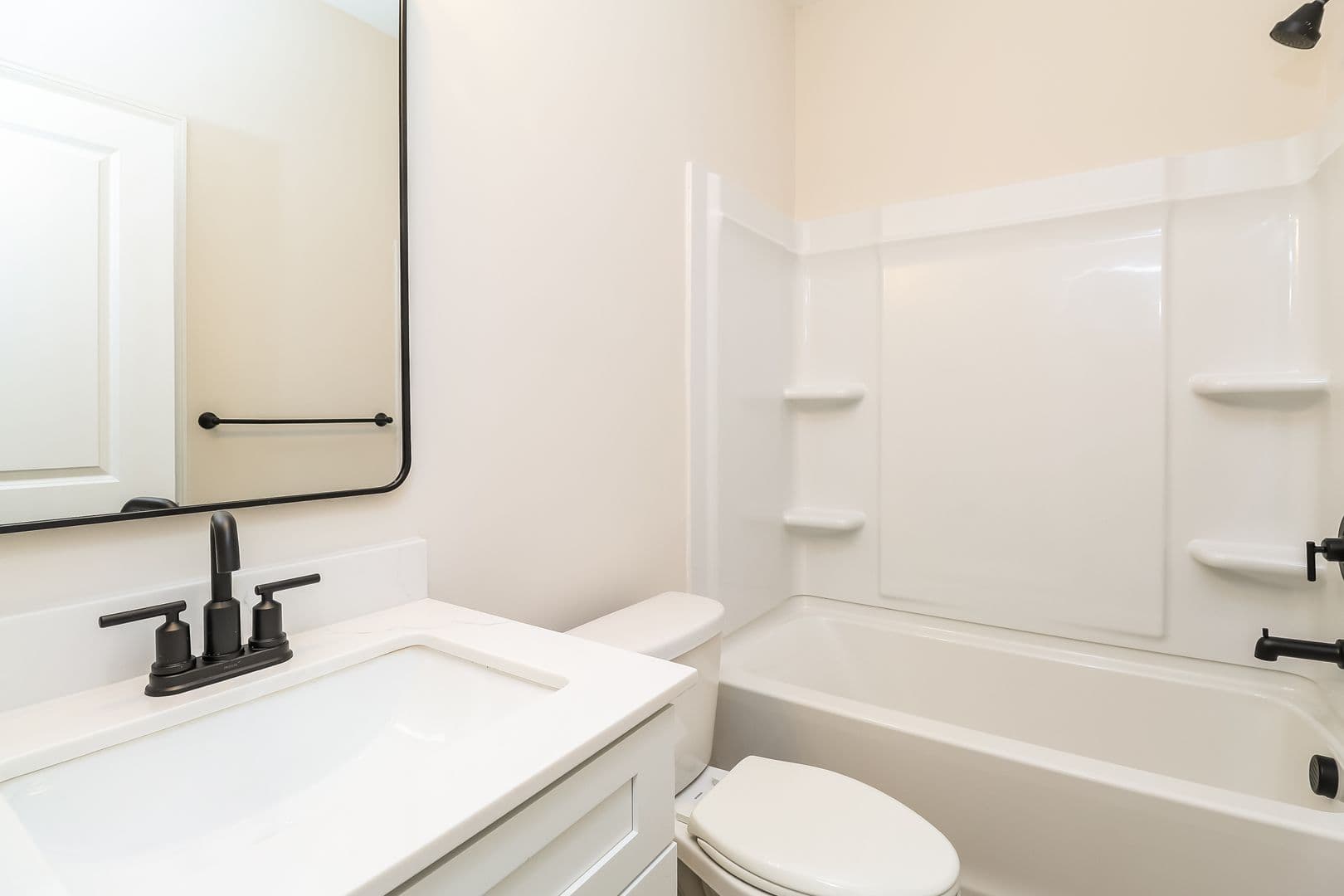 728 Drakeford Ct — photo 8