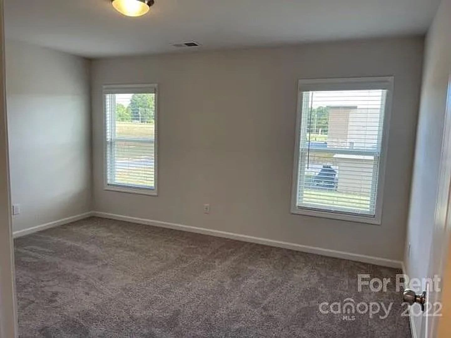 3752 Yorkshire Pl — photo 7