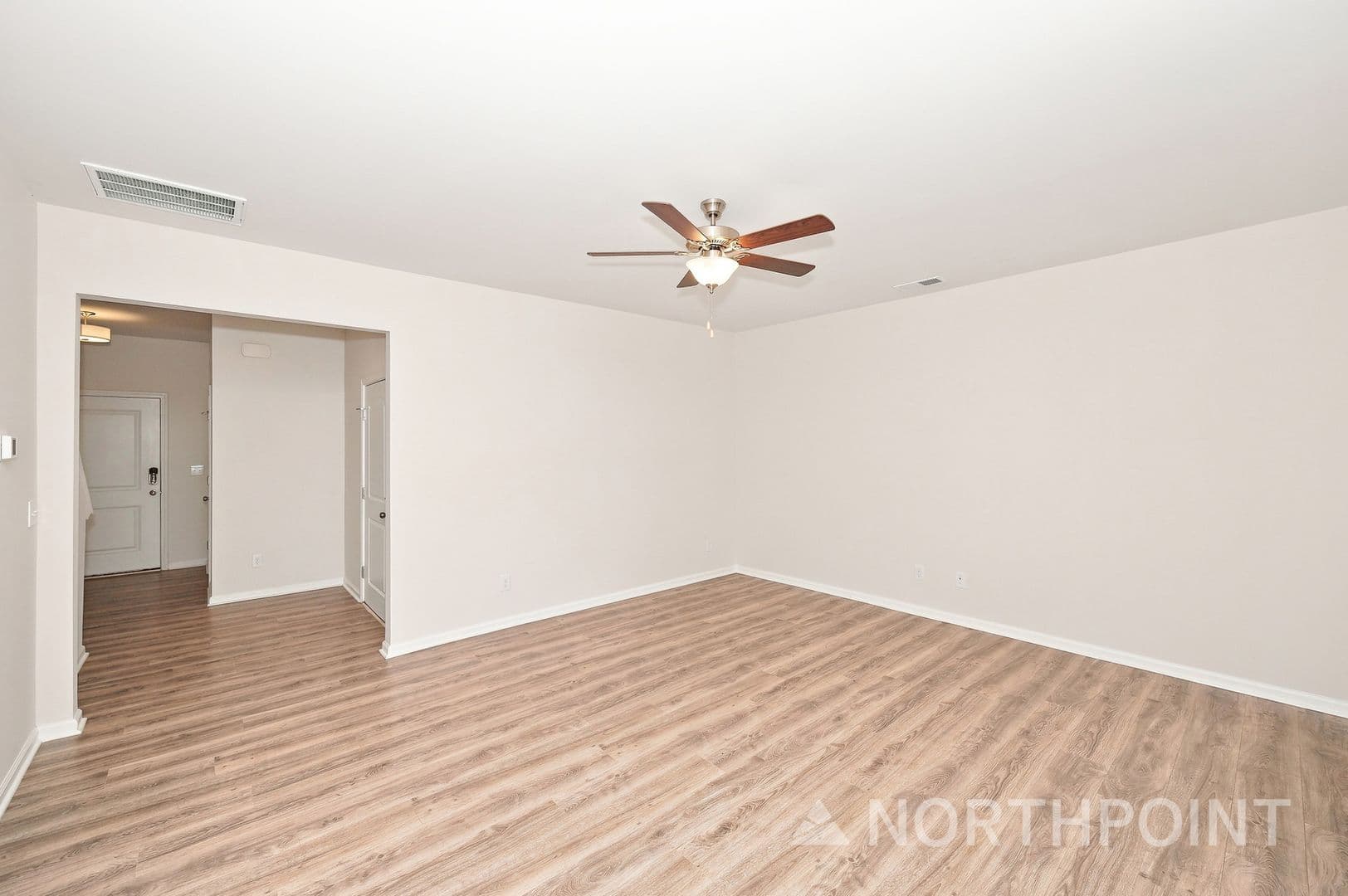8143 Sheffield Dr — photo 3