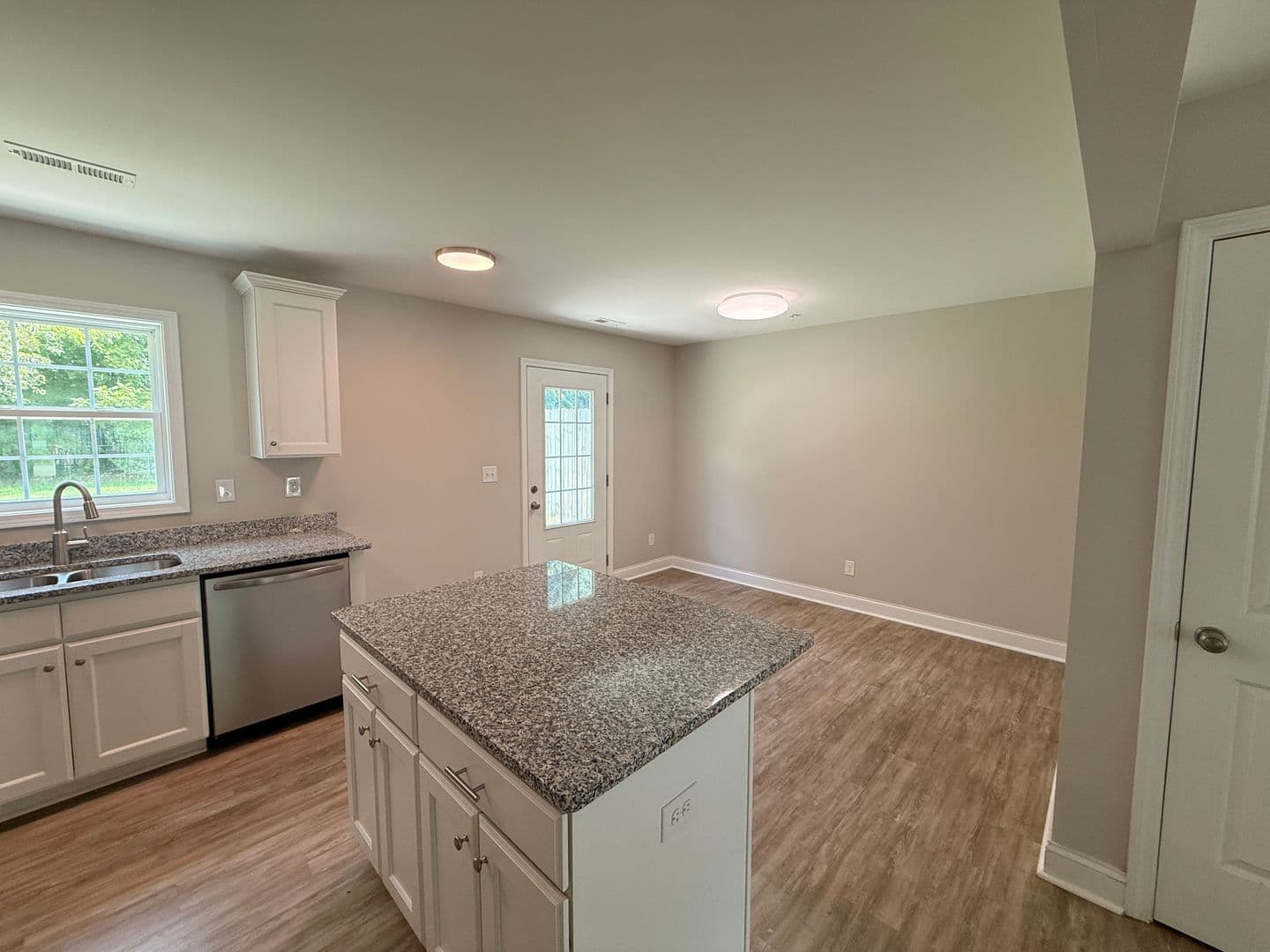 1207 Davis St, Unit 1 — photo 6