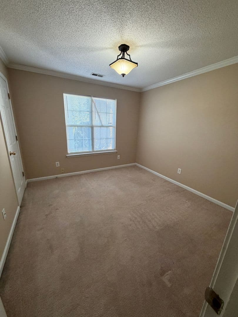 5704 Kemp Mundy Ln — photo 8