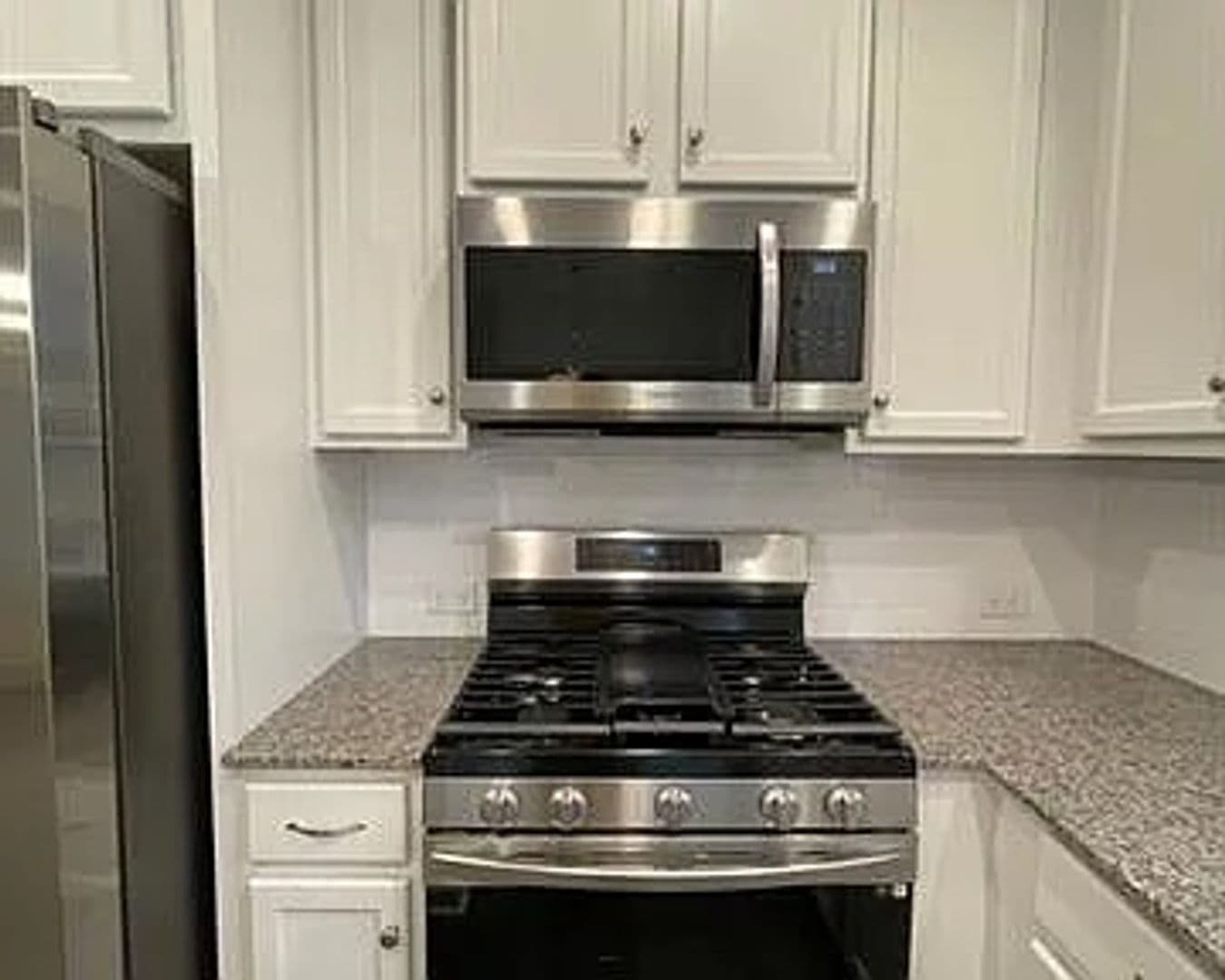 3752 Yorkshire Pl — photo 3