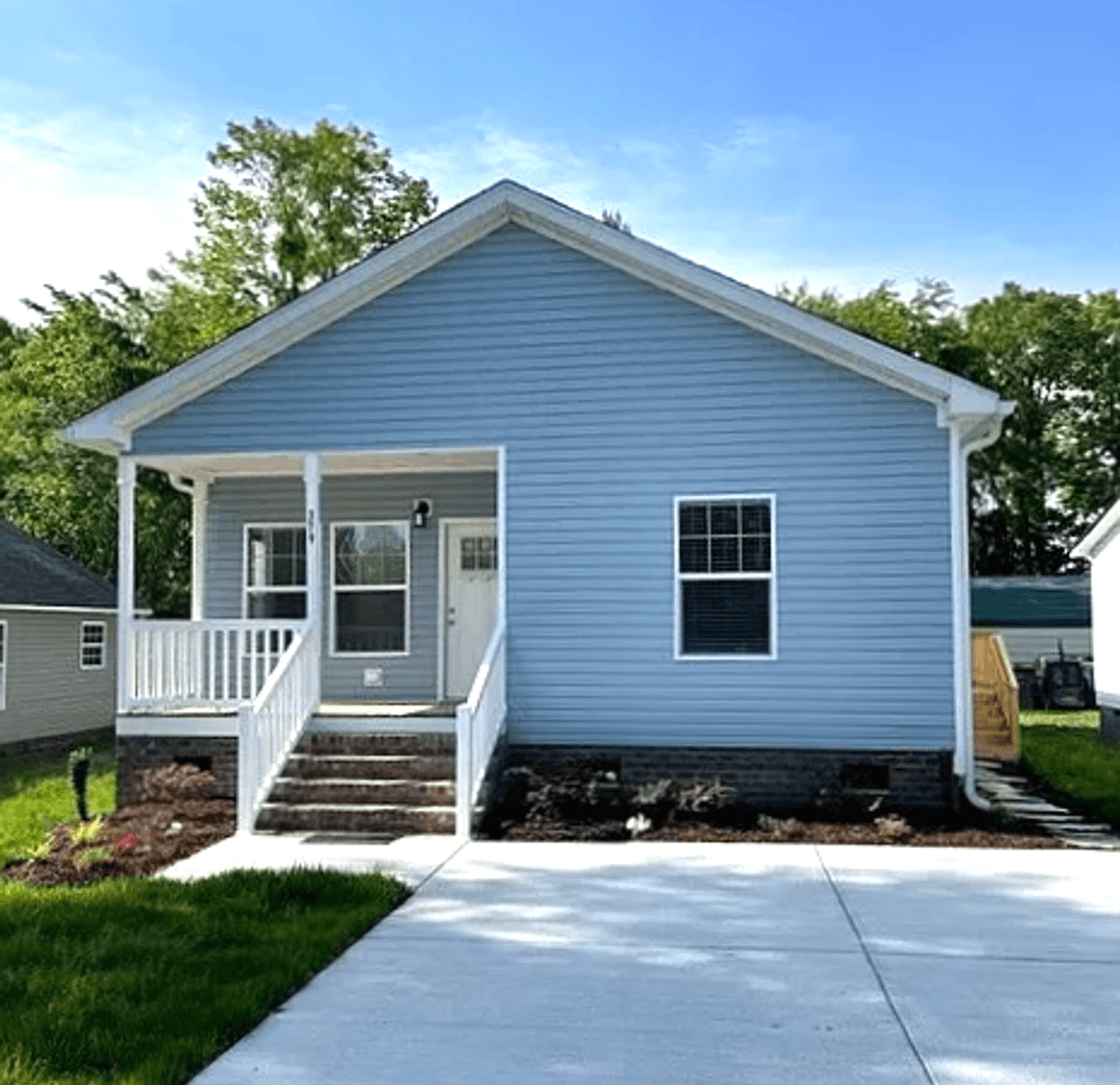 379 Blanche Cir — photo 1