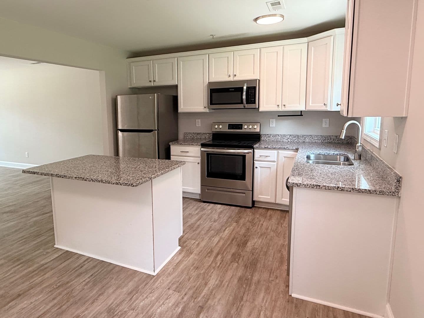 1207 Davis St, Unit 1 — photo 4