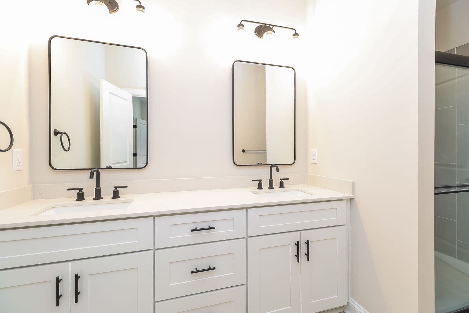 3607 Corbett Street — photo 11