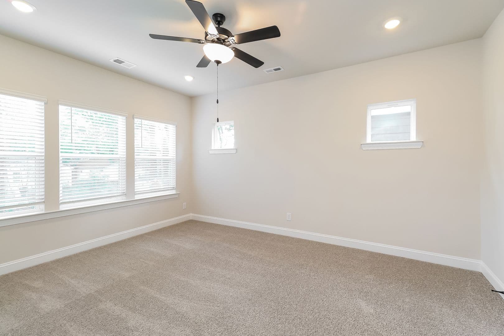 3607 Corbett Street — photo 8