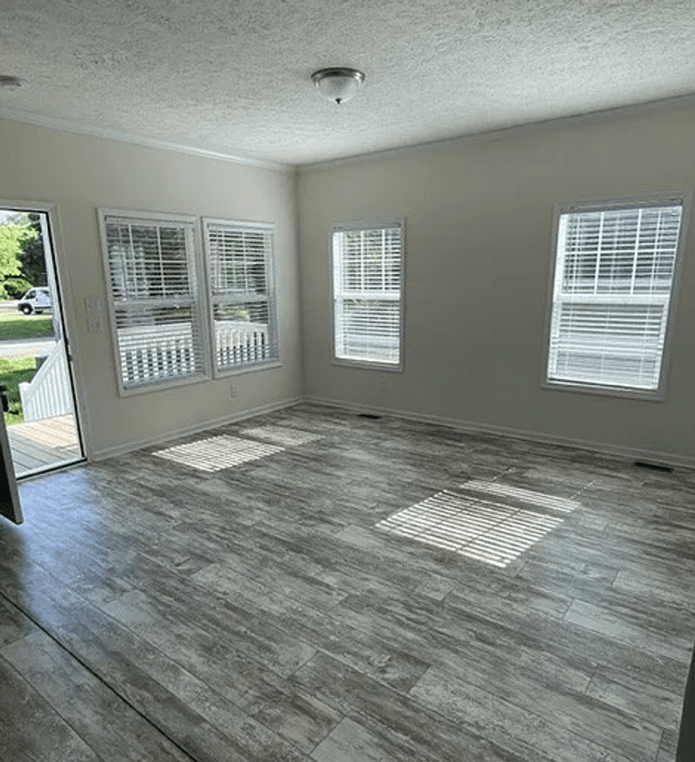 379 Blanche Cir — photo 7
