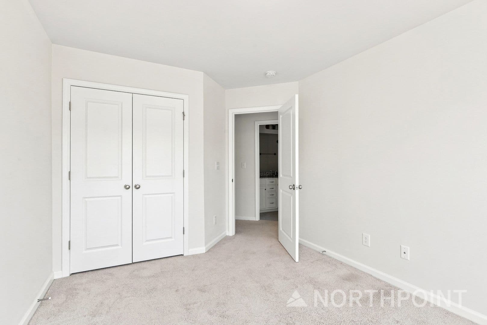 8171 Sheffield Dr — photo 9